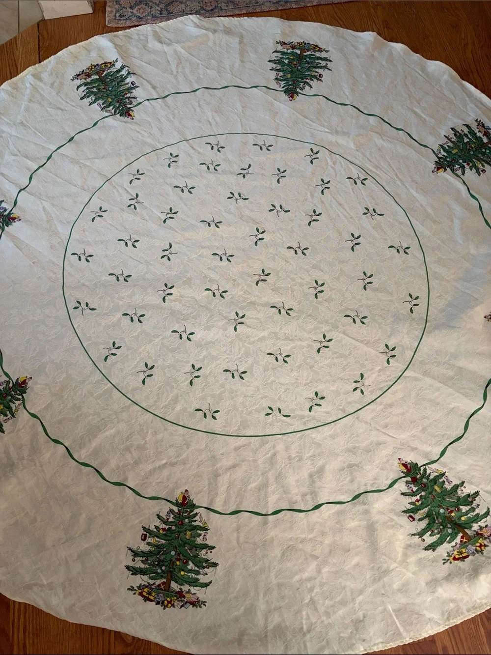 Spode White Tablecloth with Green Christmas Tree and Multicolor Ornaments